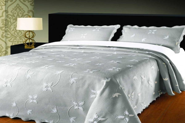 Moda de Casa Julia Soft Touch Bedspread Grey